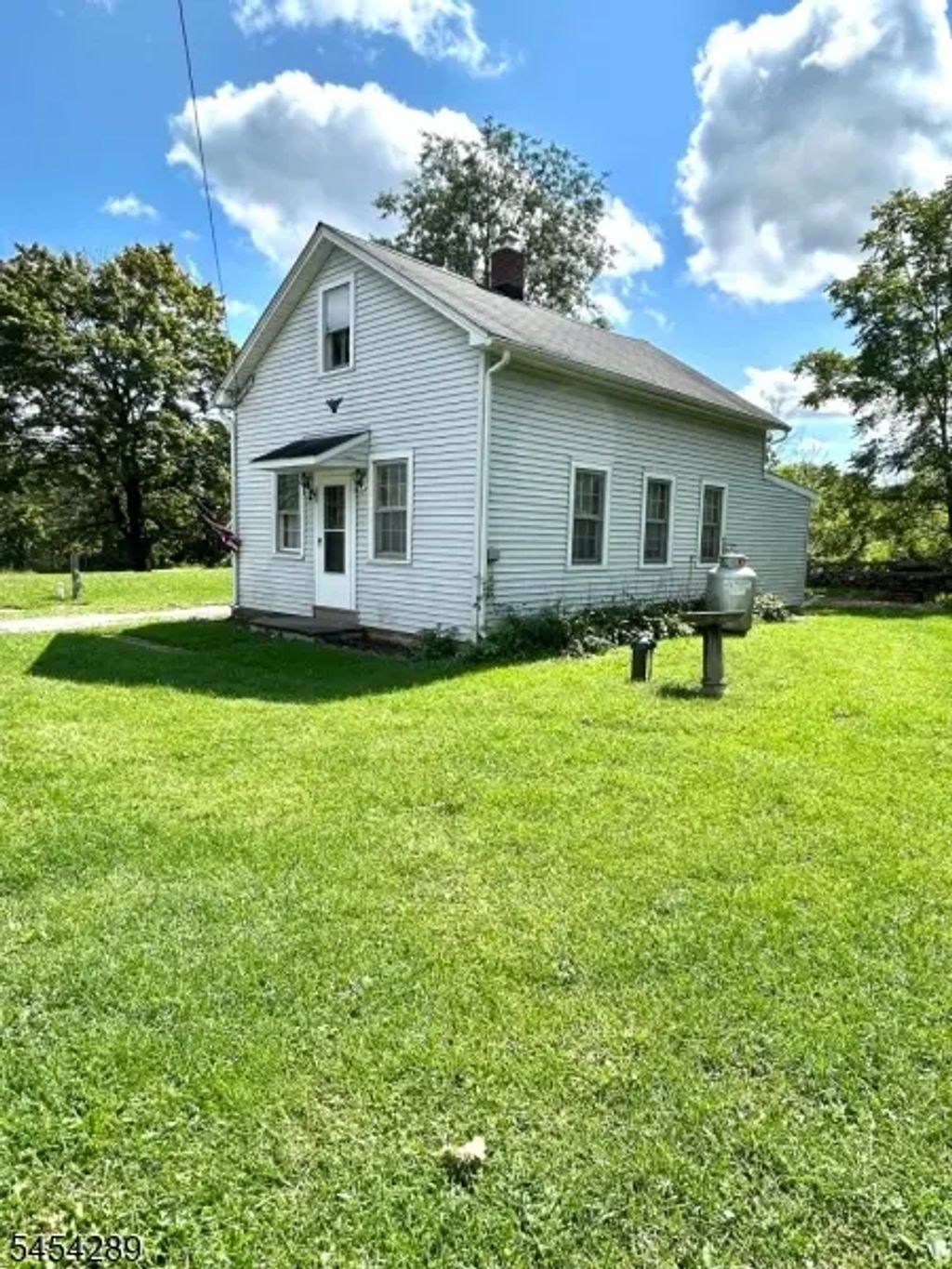 201 Libertyville Rd, Wantage Twp.