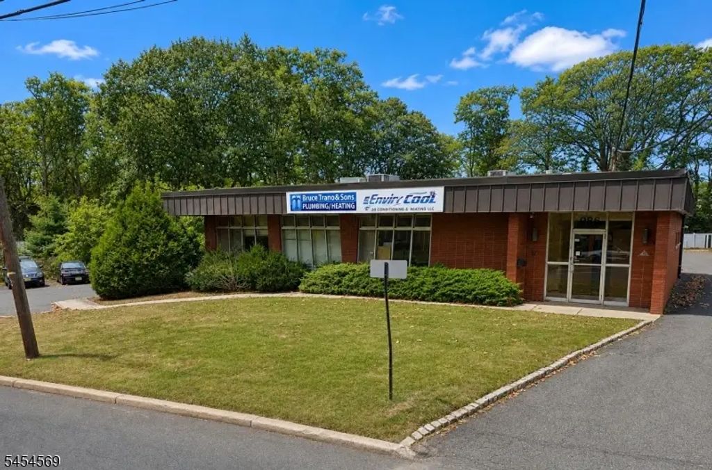 986 S Springfield Ave, Springfield Twp.