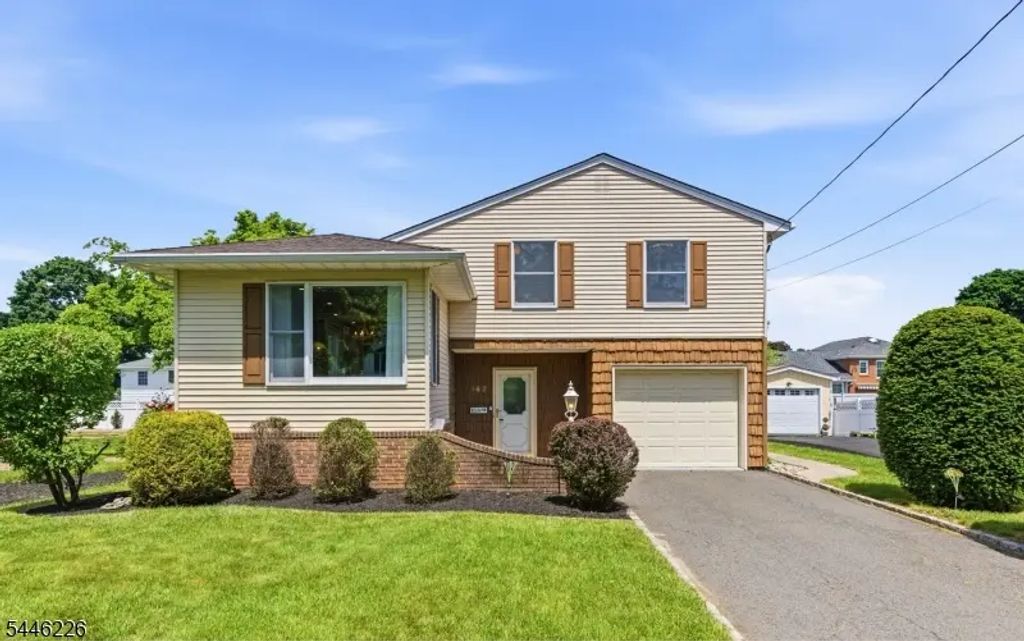 162 Washington St, Berkeley Heights Twp.