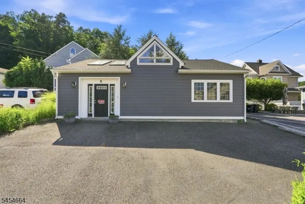 5 Budd St, Morristown Town
