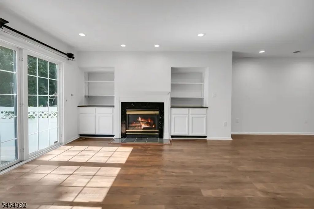 9 Knox Ct, Bernards Twp.