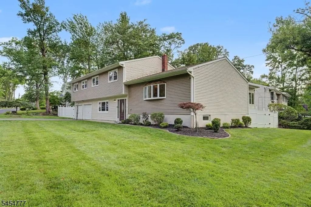 41 Montclair Ave, Edison Twp.