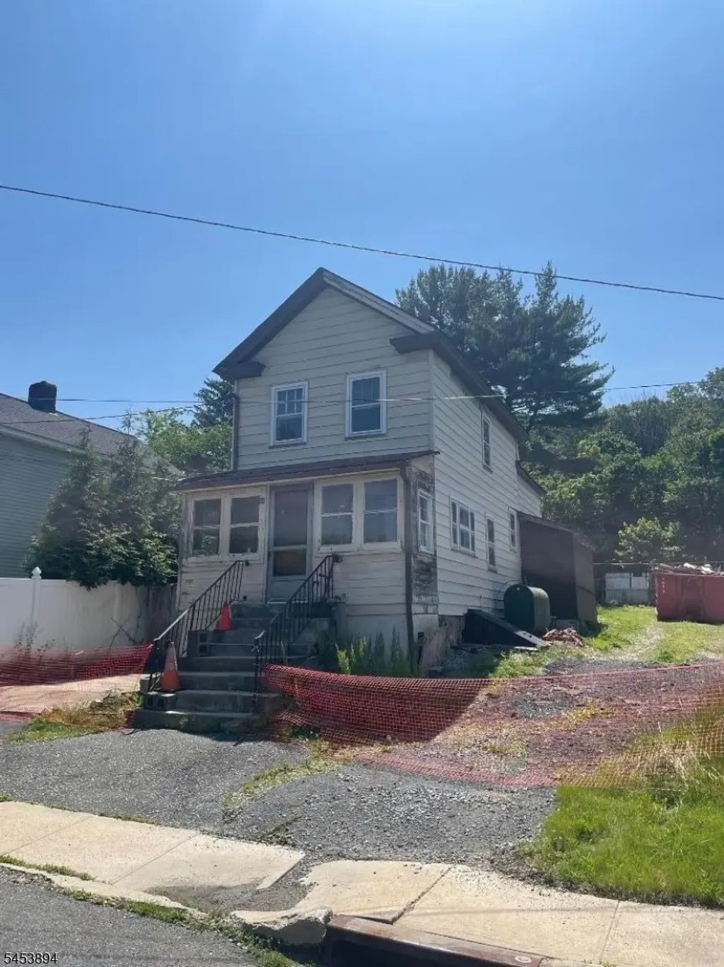 14 Green St, Oxford Twp.