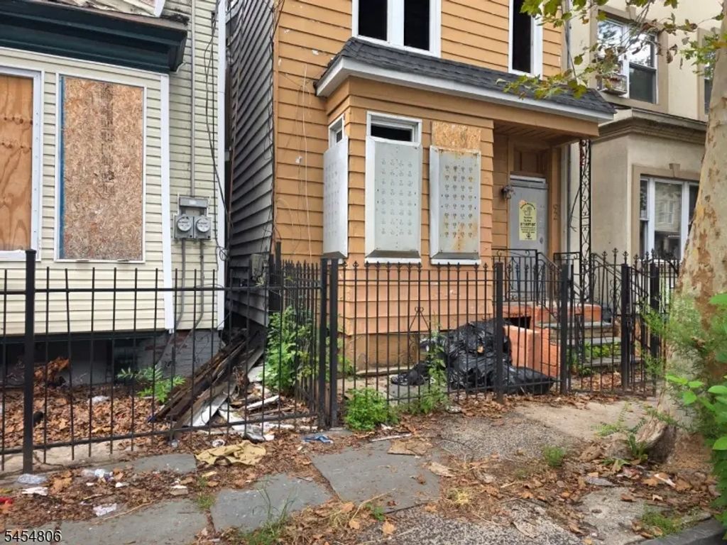 92 Garside St, Newark City