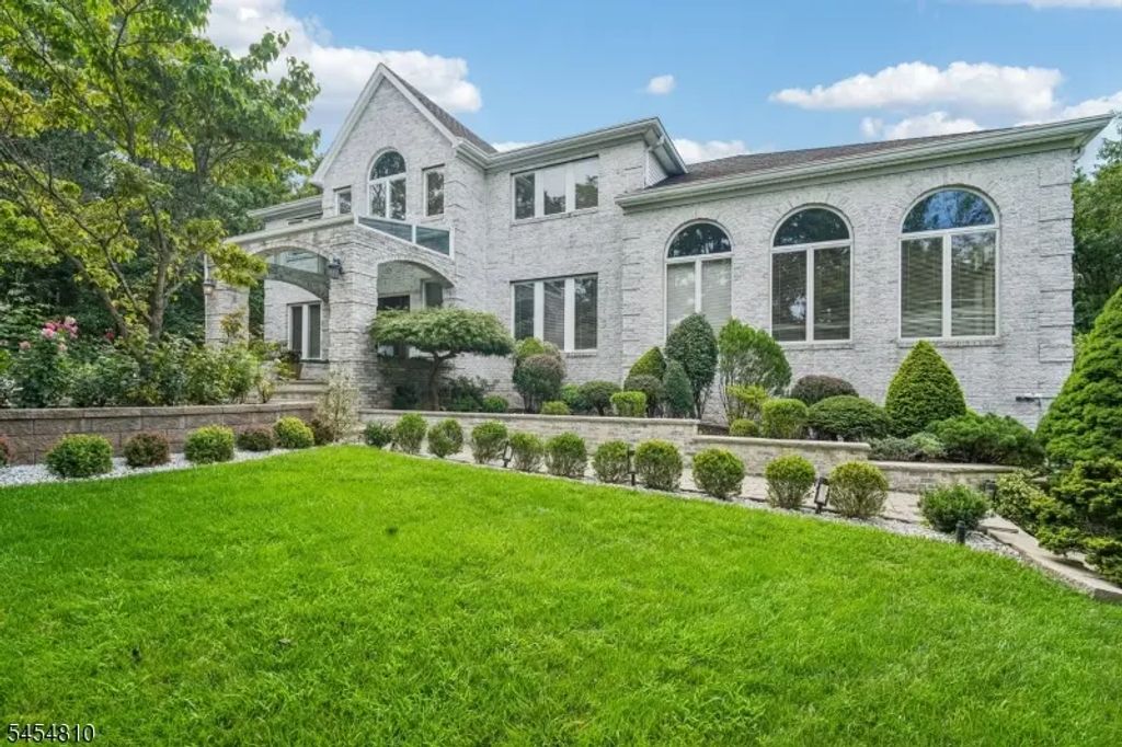 24 Emerson Rd, Parsippany-Troy Hills Twp.