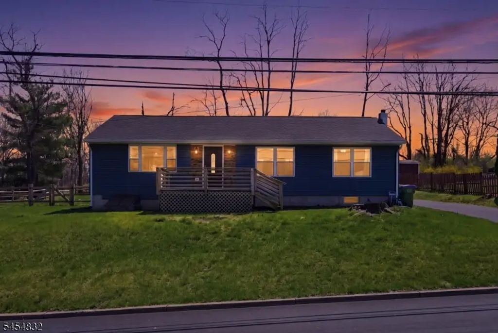 314 Greenwich St, Greenwich Twp.