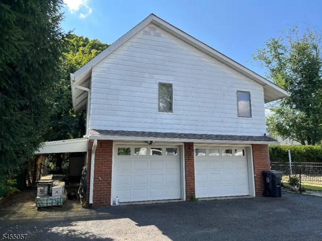 366 N Harrison St, Princeton Twp.