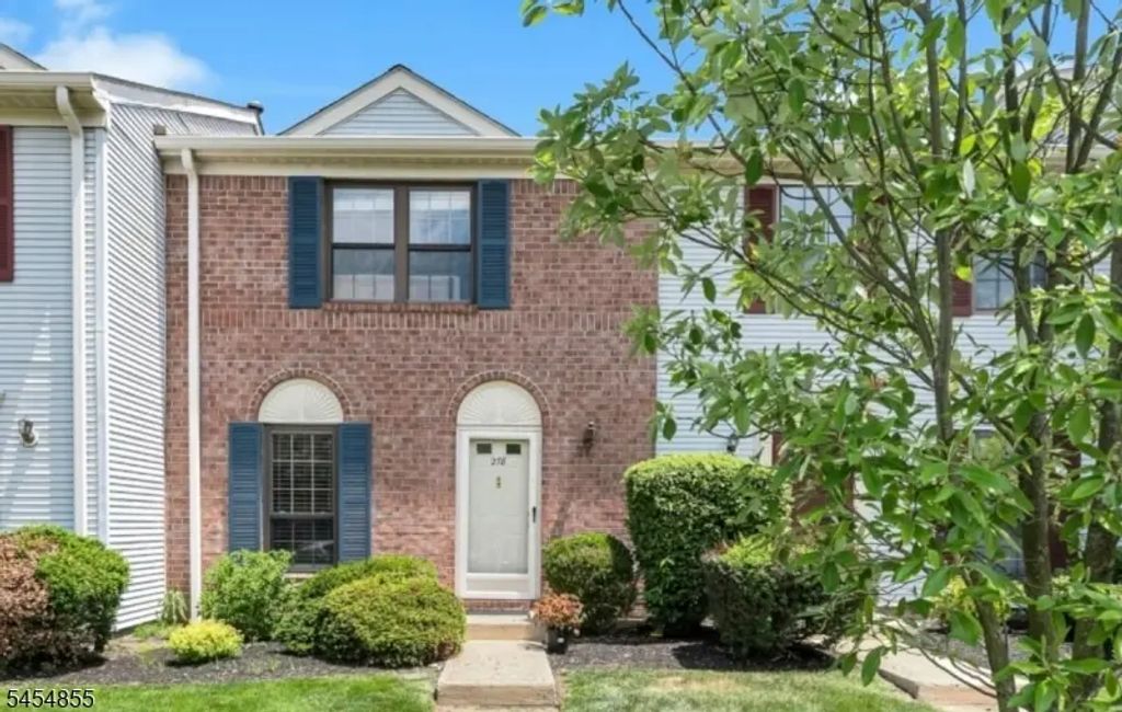 278 Penns Way Ondo, Bernards Twp.