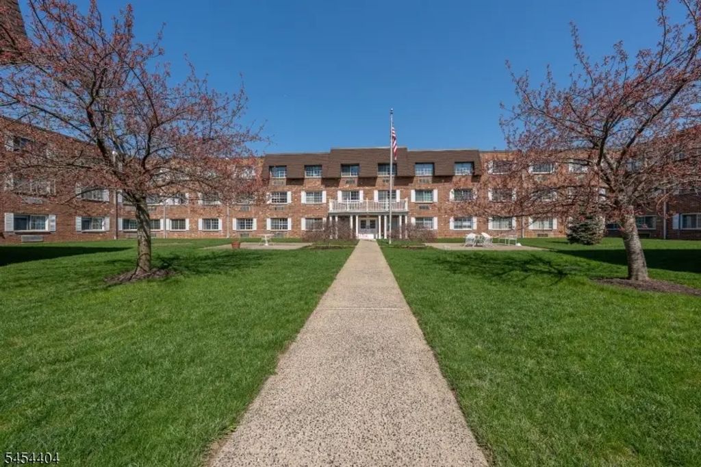 255 Tucker Ave, Union Twp.