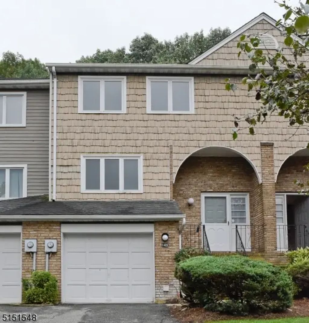 149 Patriots Rd, Parsippany-Troy Hills Twp.
