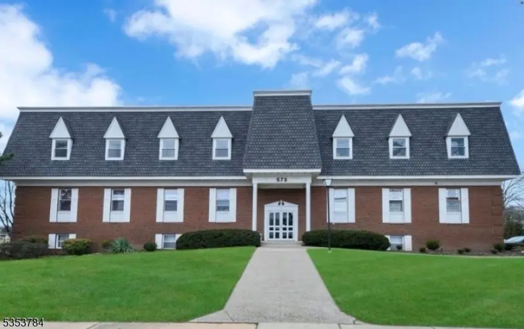 573 Valley Rd, Suite 9a, Wayne Twp.