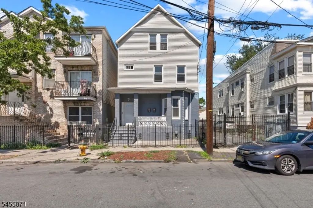 71 Schley St, Newark City