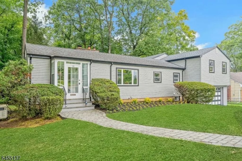 55 Rock Spring Ave, West Orange Twp.
