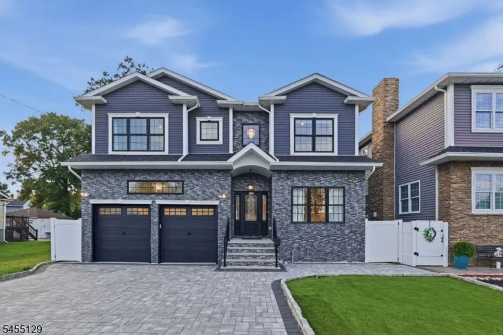 458 Lehigh Ave, Union Twp.
