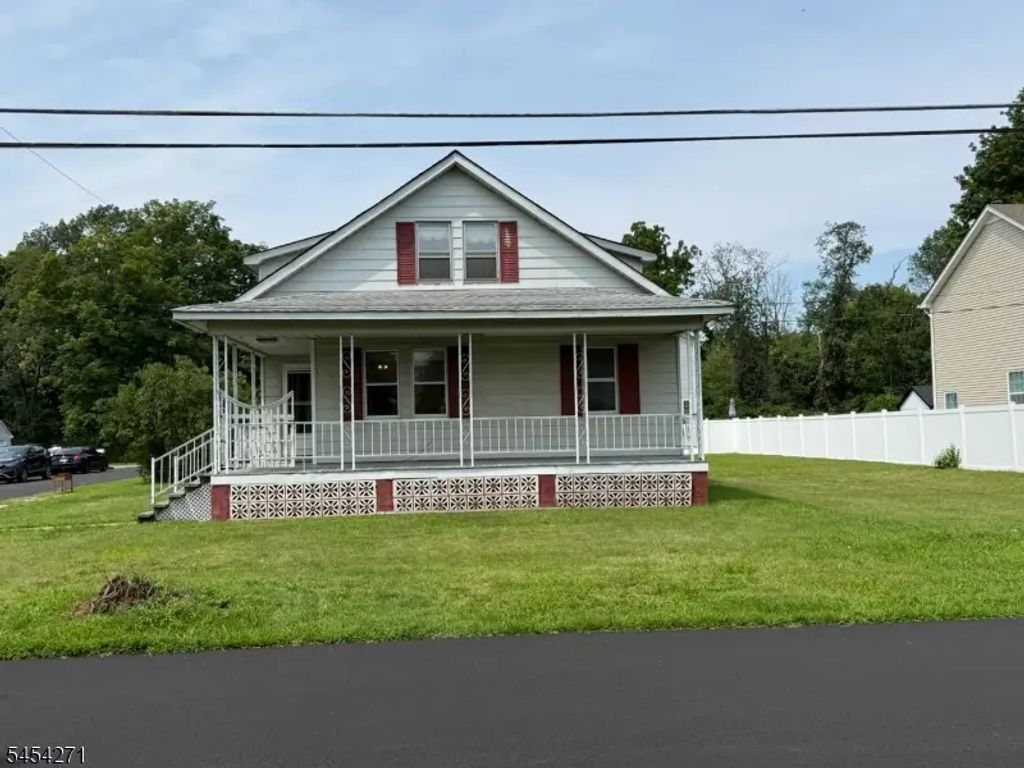 31 Ferro Monte Ave, Roxbury Twp.