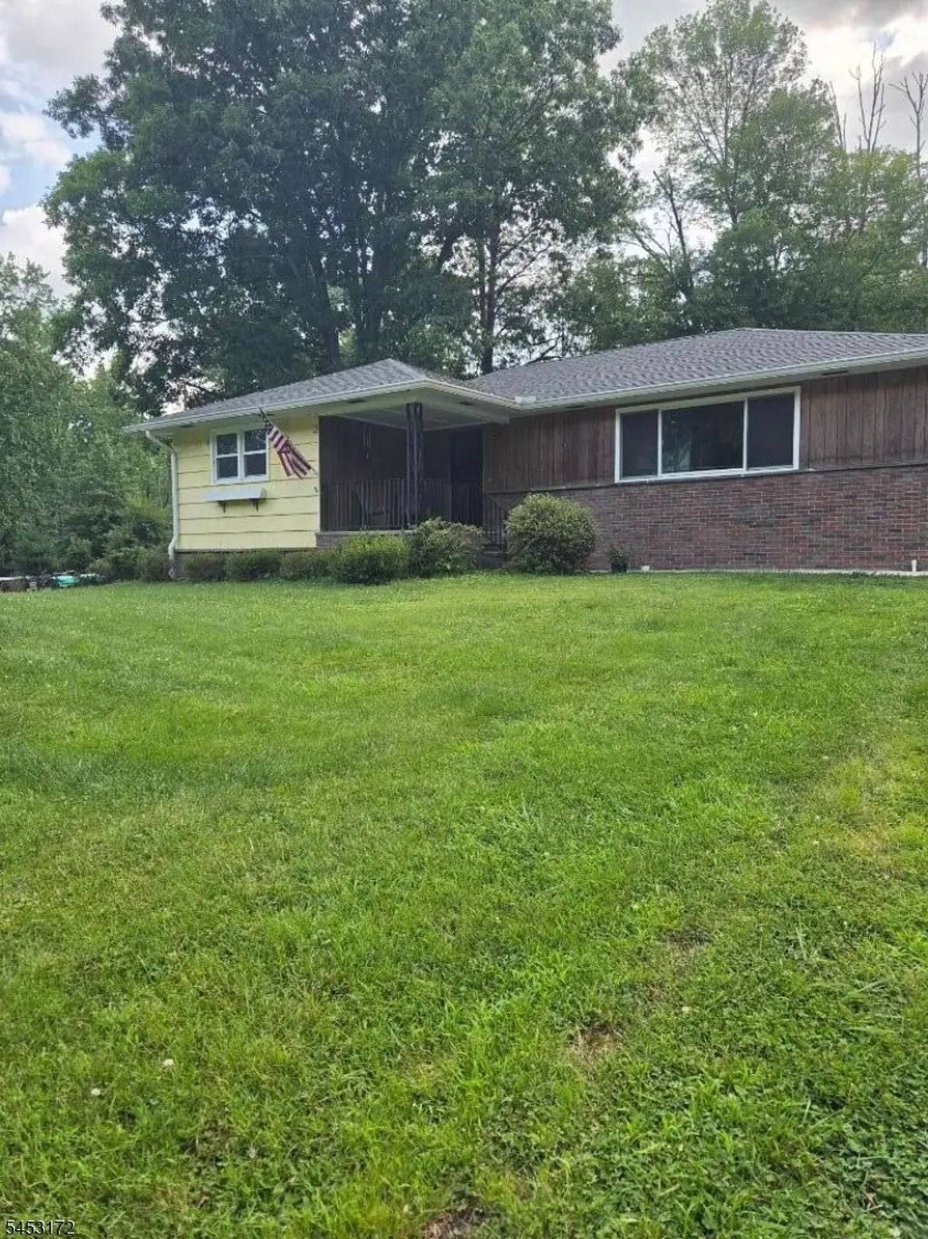 39 Old Croton Rd, Raritan Twp.