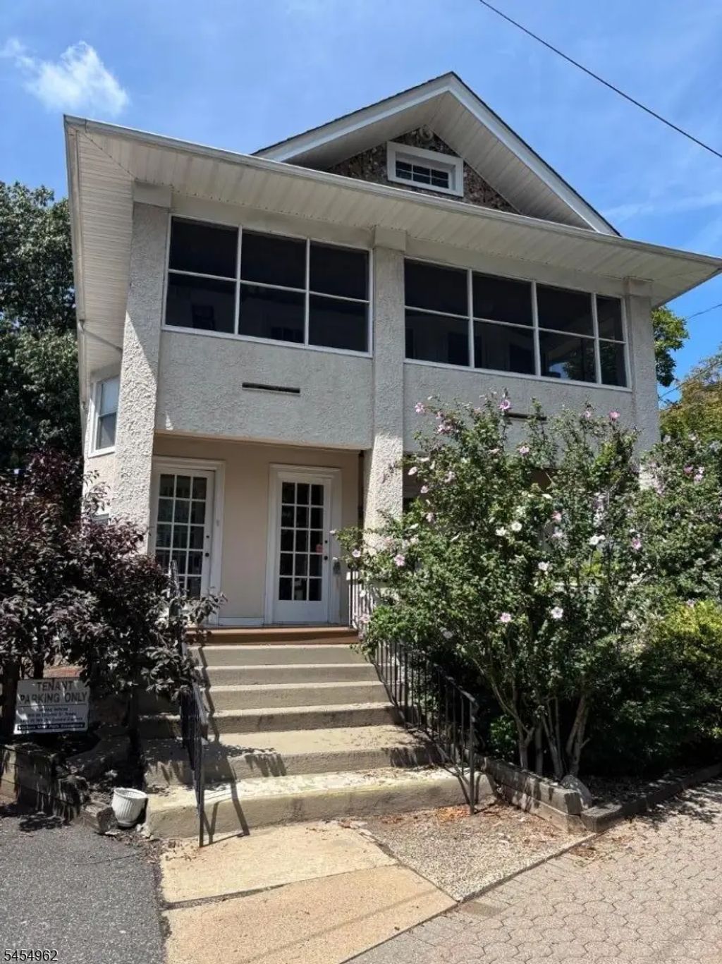 17 N Doughty Ave, Somerville Boro