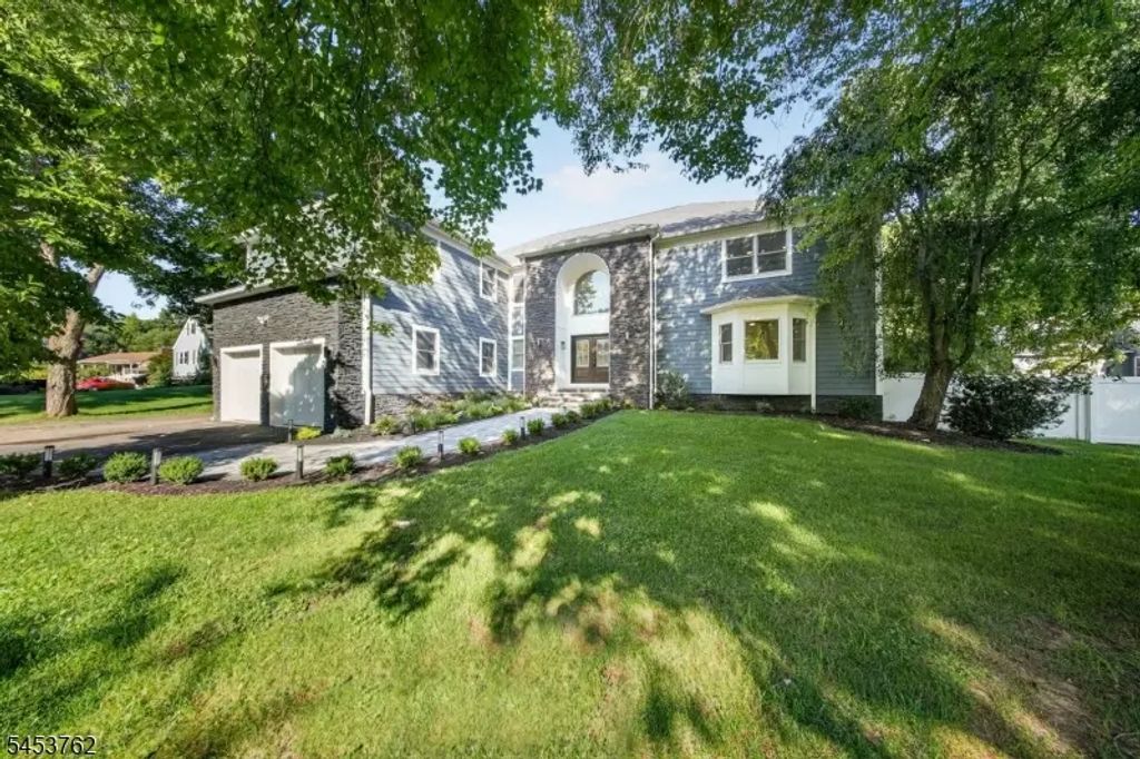 153 Old Beekman Rd, South Brunswick Twp.