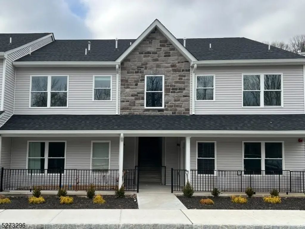 27 Arlene Ct, Parsippany-Troy Hills Twp.