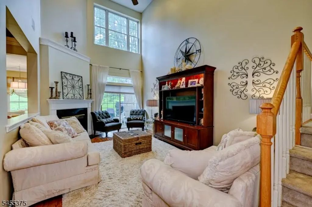 47 Loft Dr, Bridgewater Twp.