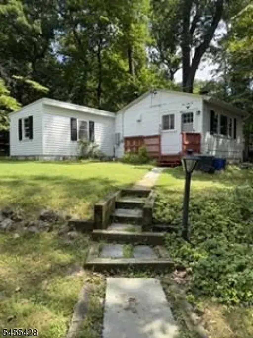 366 Warrenville Rd, Green Brook Twp.