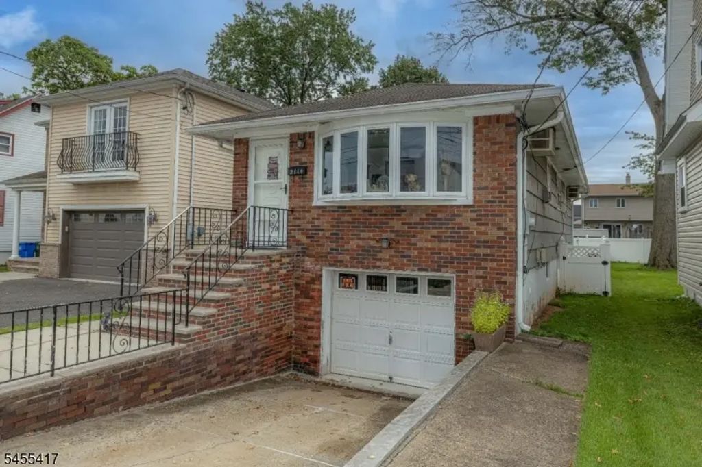 2114 Alberta Ave, Linden City
