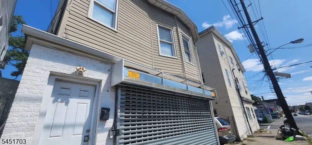 213 21st Ave, Paterson City