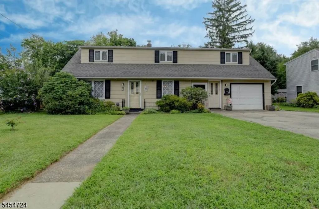 3 Village Rd, Pequannock Twp.