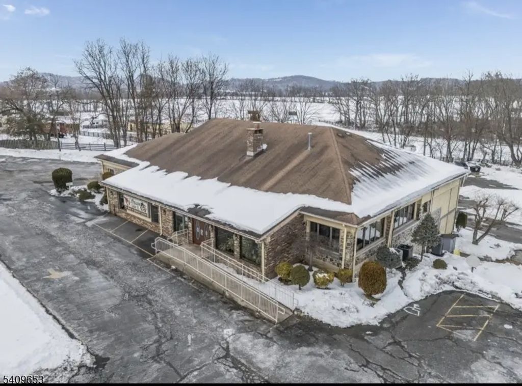 1045 State Route 173, Bethlehem Twp.