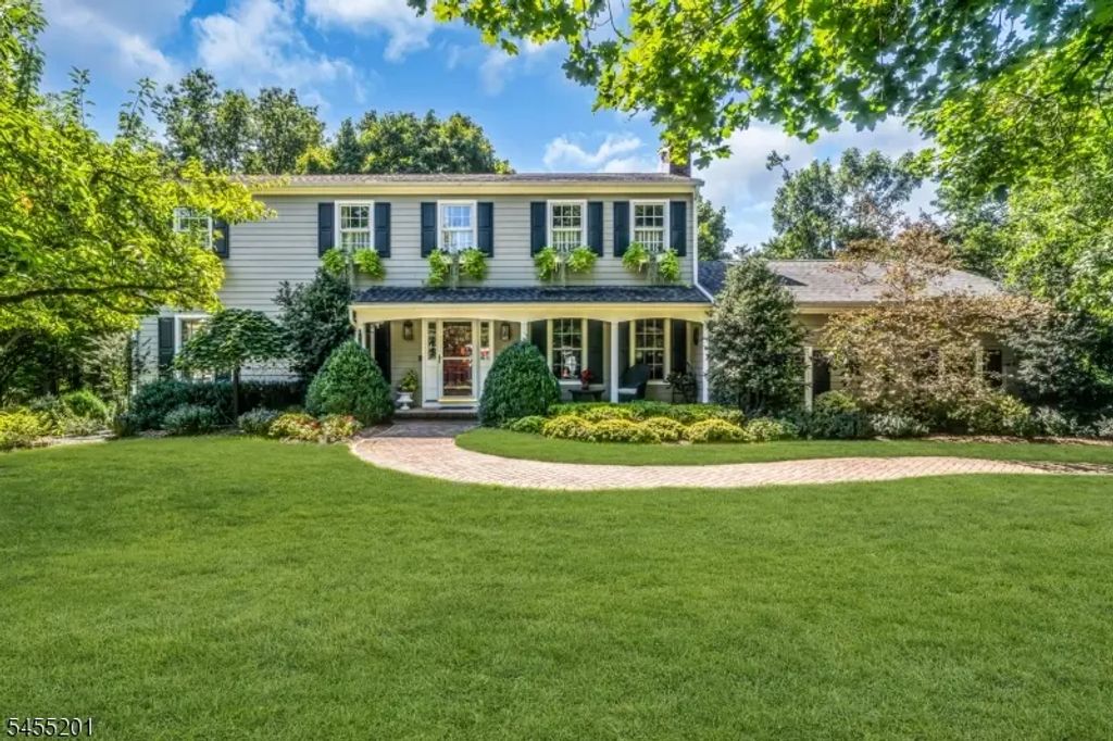 522 Golf Links Dr, Bridgewater Twp.