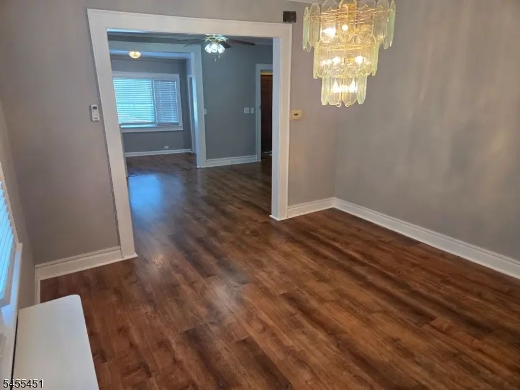 168 W End Ave, Newark City