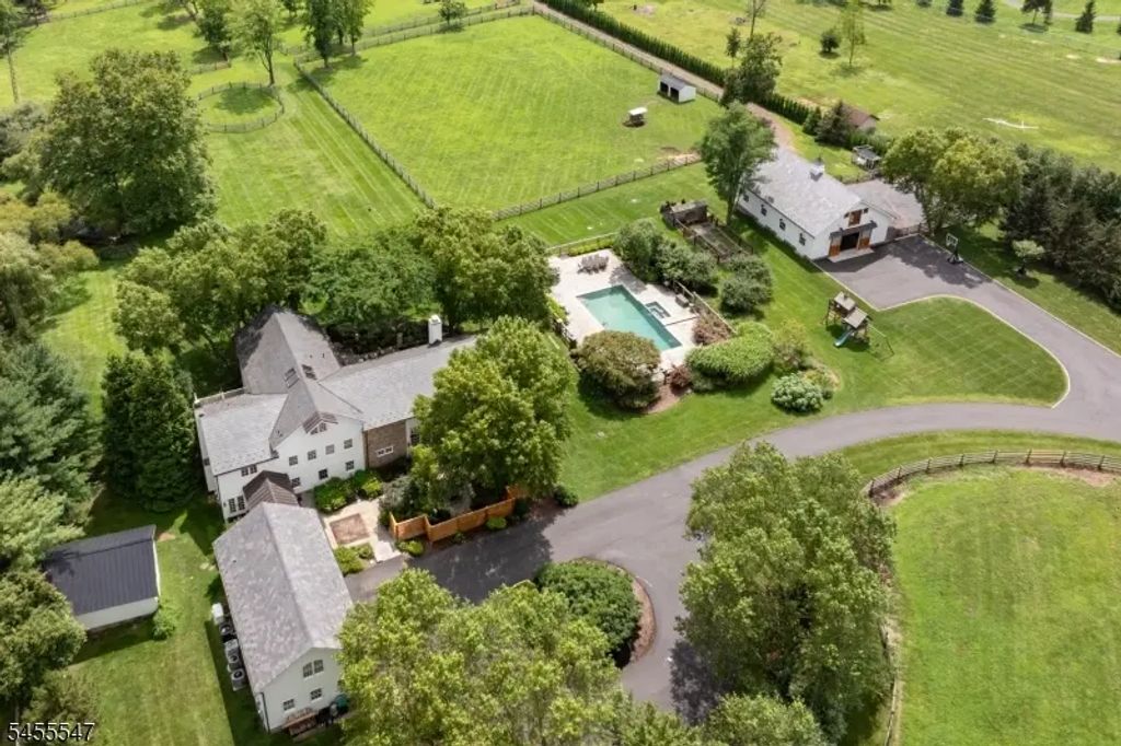 152 Harbourton Woodsville, Hopewell Twp.