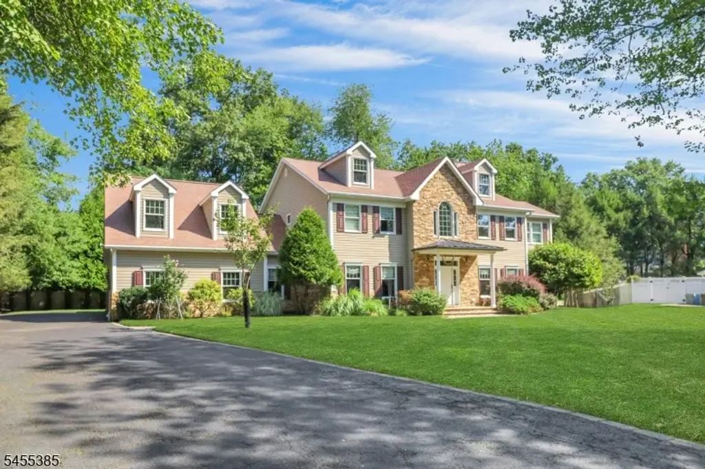 782 Tiffany Ave, River Vale Twp.