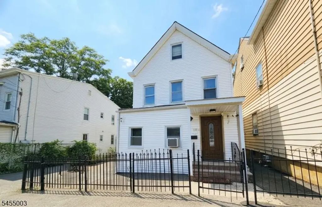 107-109 N 7th St, Paterson City