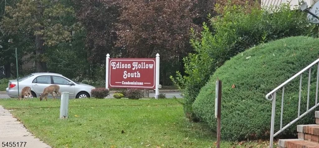 1909 Raspberry Ct, Edison Twp.