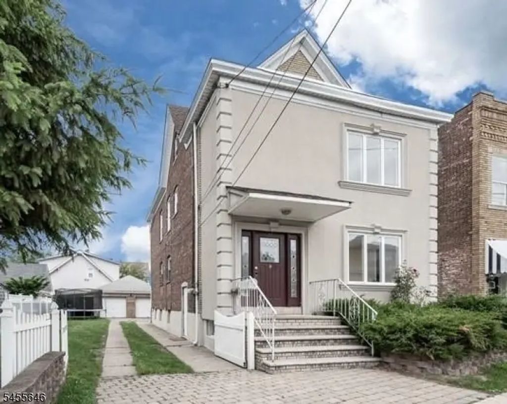 23 Market St, Garfield City