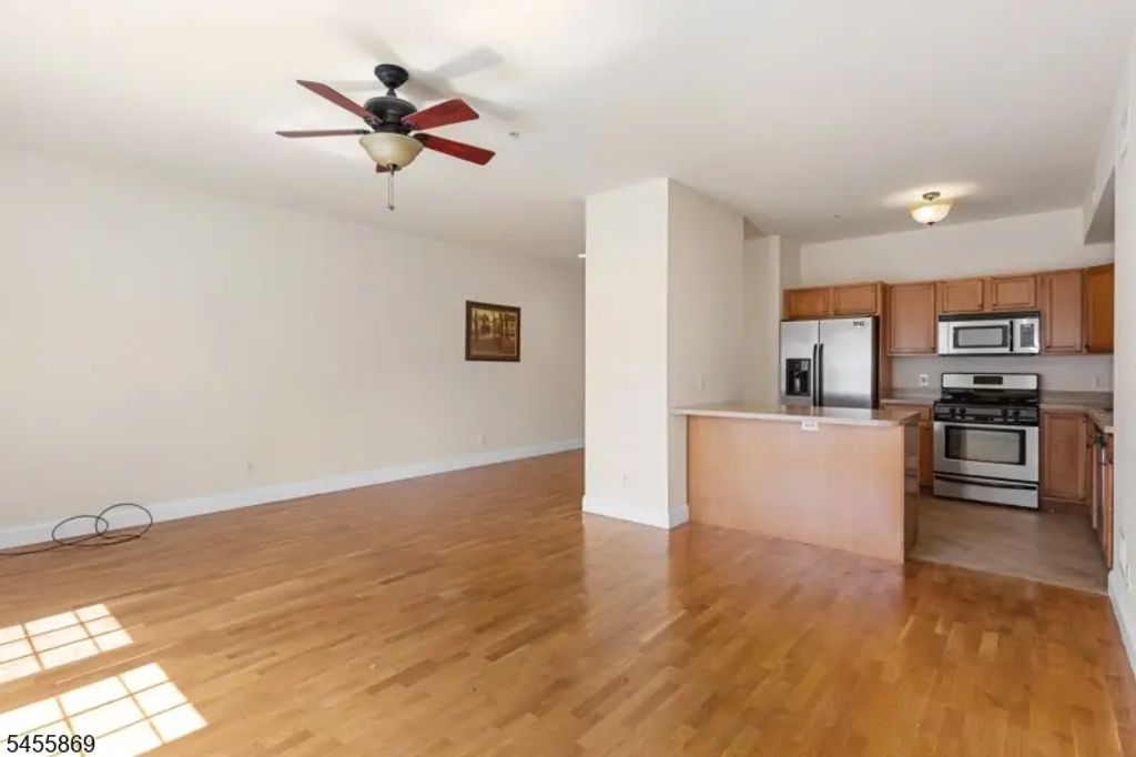 1677 Springfield Ave, Unit 2, Maplewood Twp.