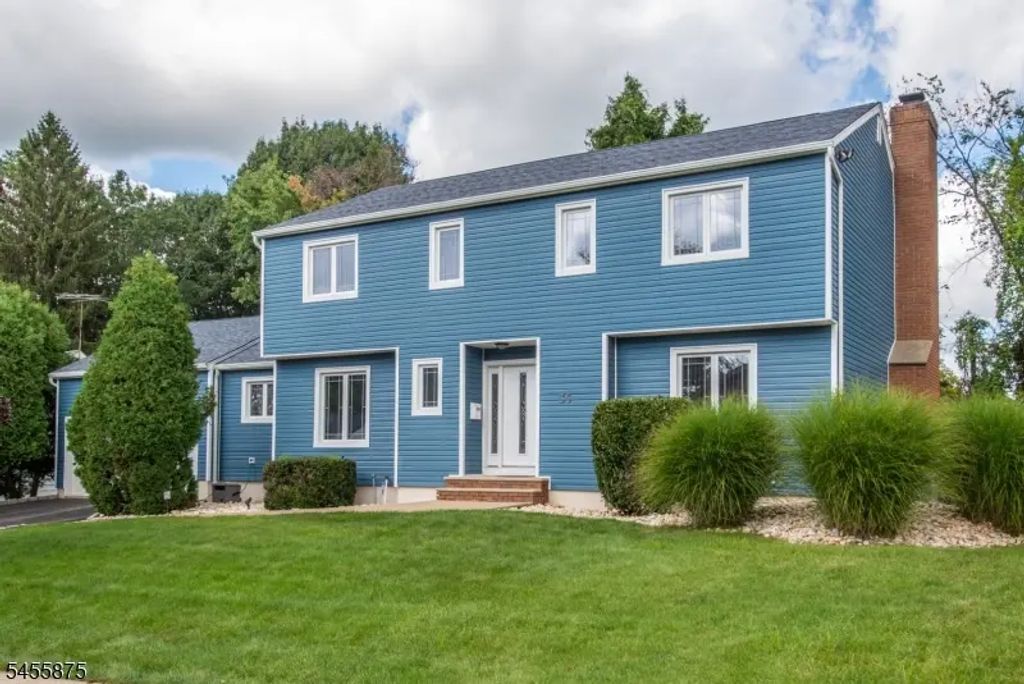 35 Herbert Ter, West Orange Twp.