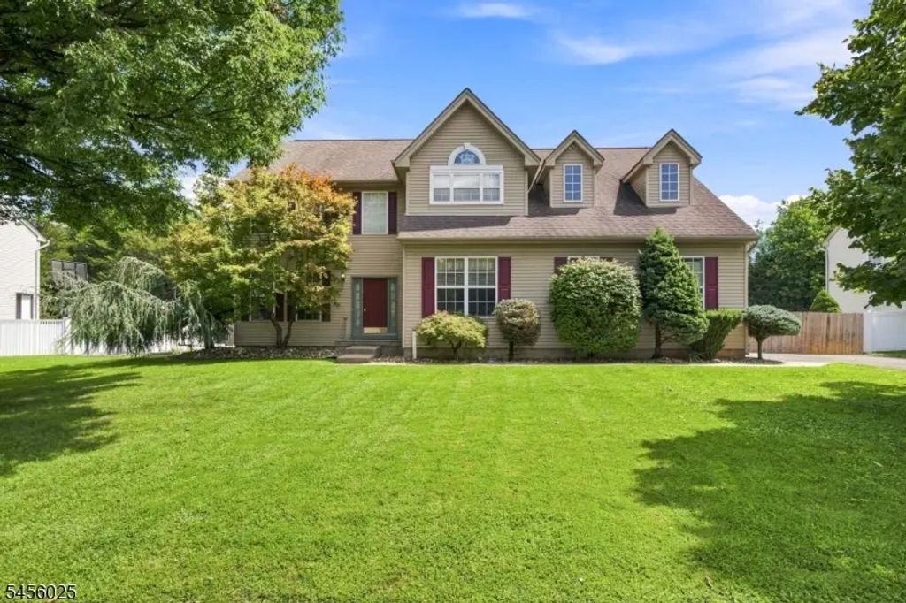 133 Charles St, Franklin Twp.
