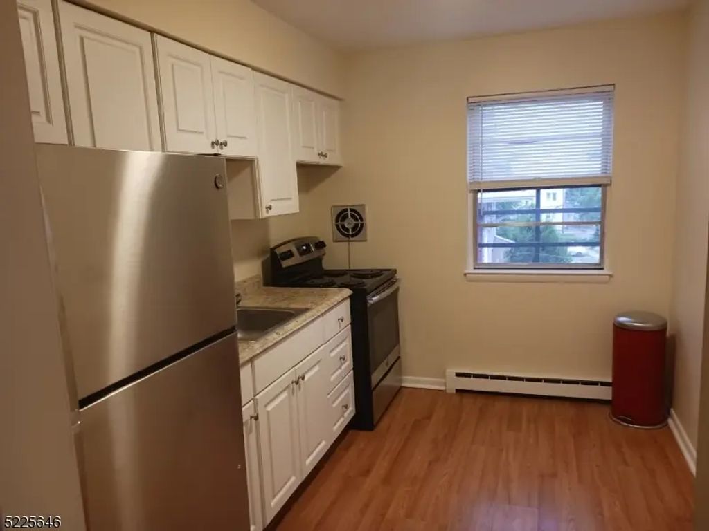48 Gates Ave, Montclair Twp.