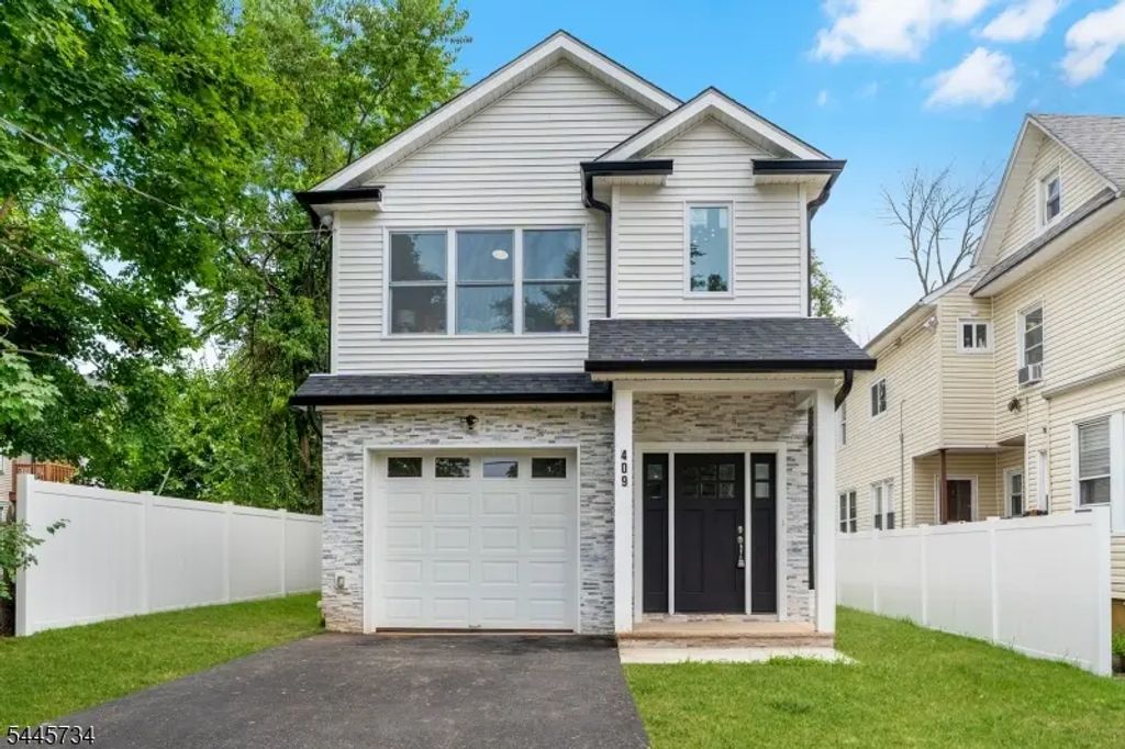 409 John St, Plainfield City