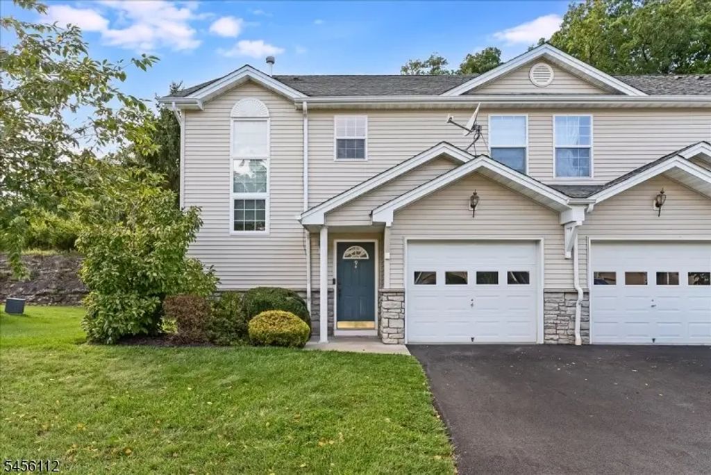 9 Ferndale Ln, Hardyston Twp.