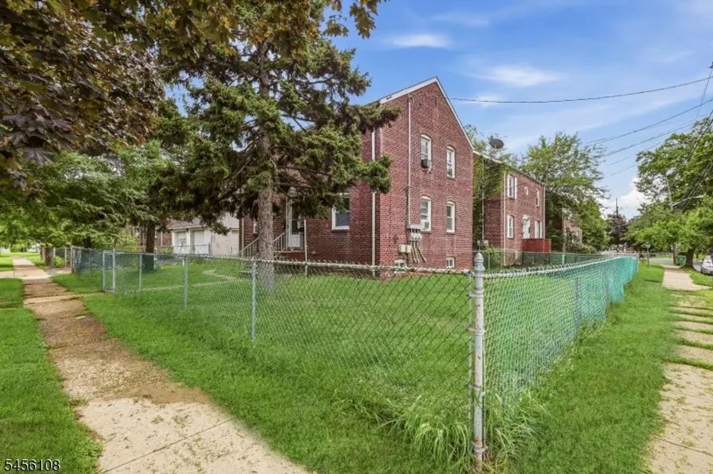 417 Adams St, Linden City