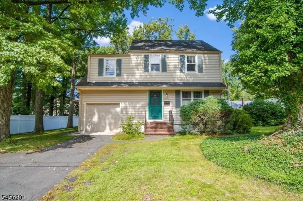 2075 Meadowview Rd, Scotch Plains Twp.