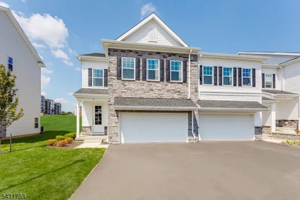 4 Biltmore Ave, East Hanover Twp.