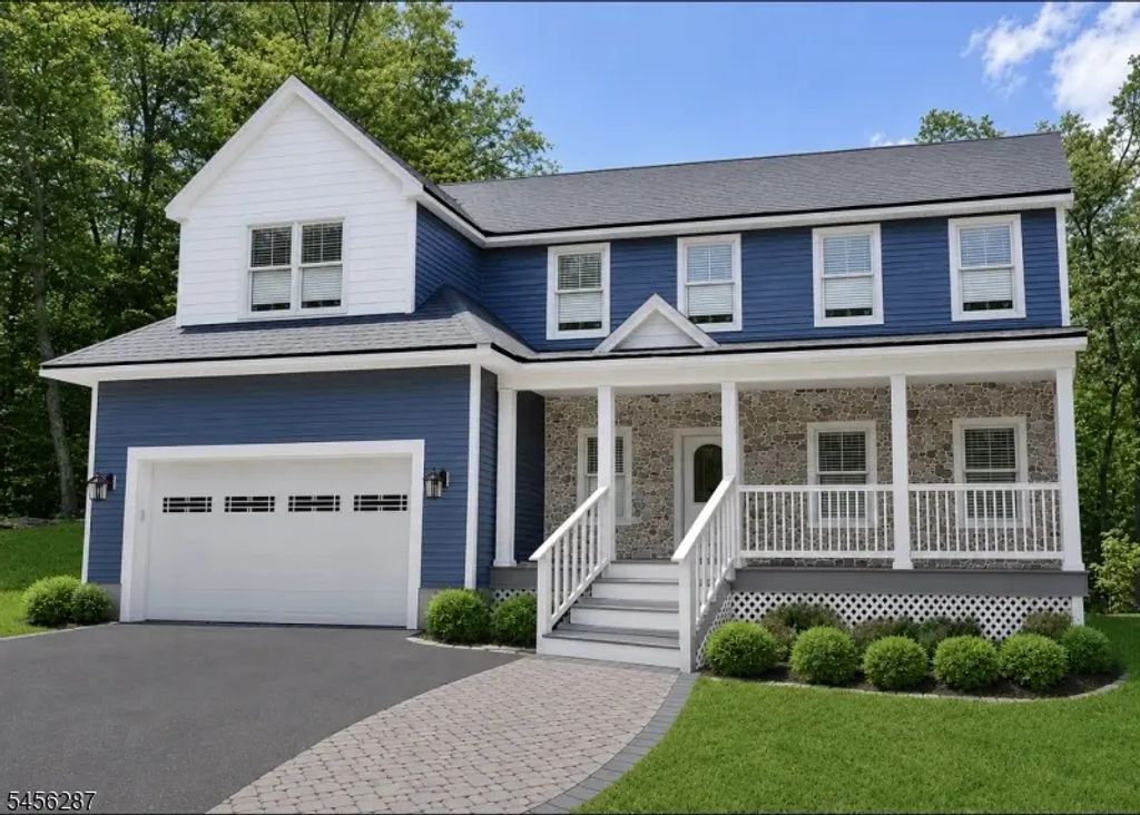 88 Mathews Ave, Riverdale Boro
