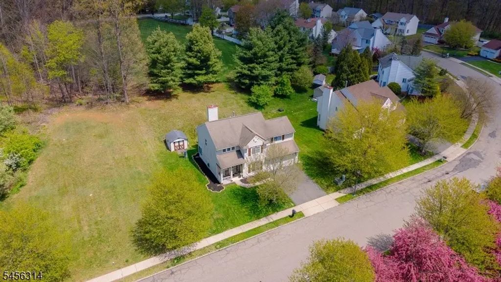 92 Connelly Ave, Mount Olive Twp.