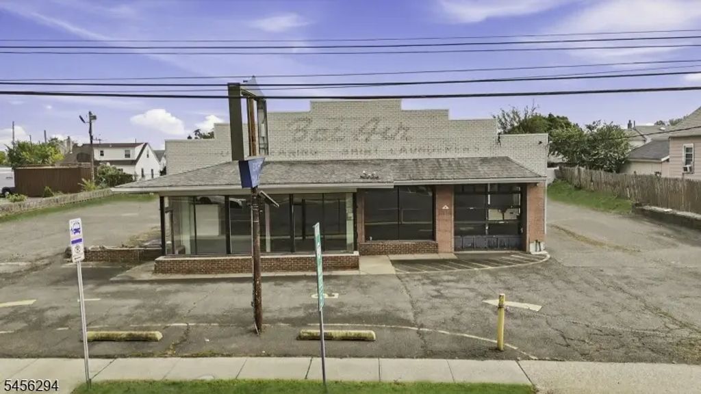 1912 E Saint Georges Ave, Linden City
