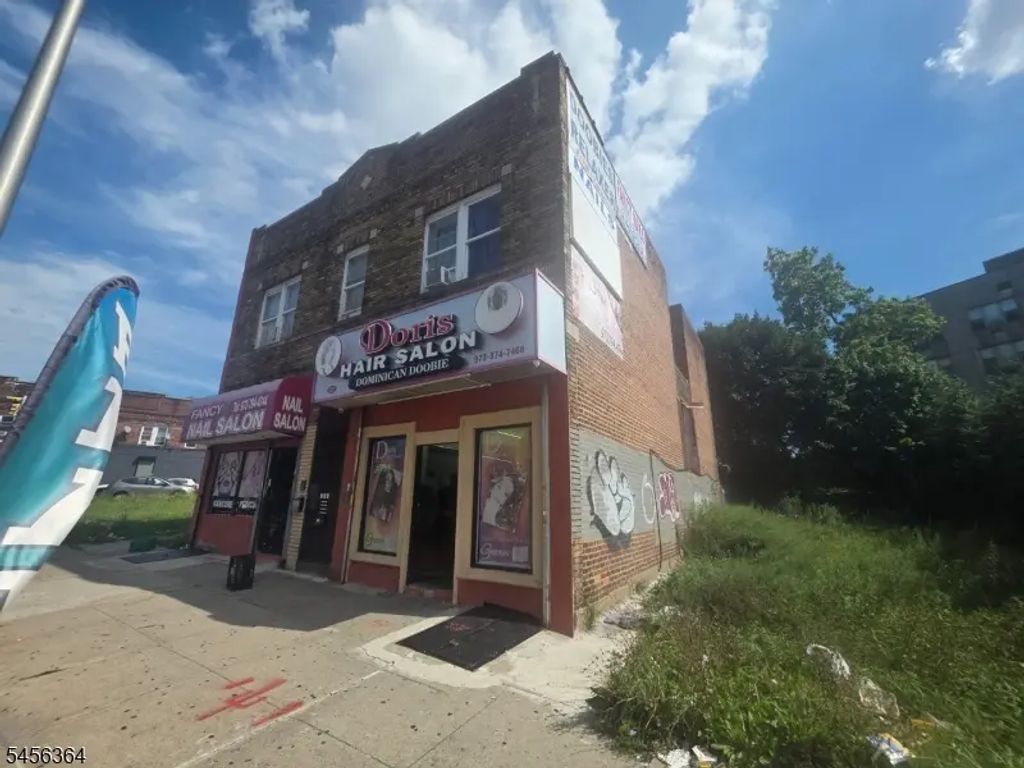 721 Springfield Ave, Newark City