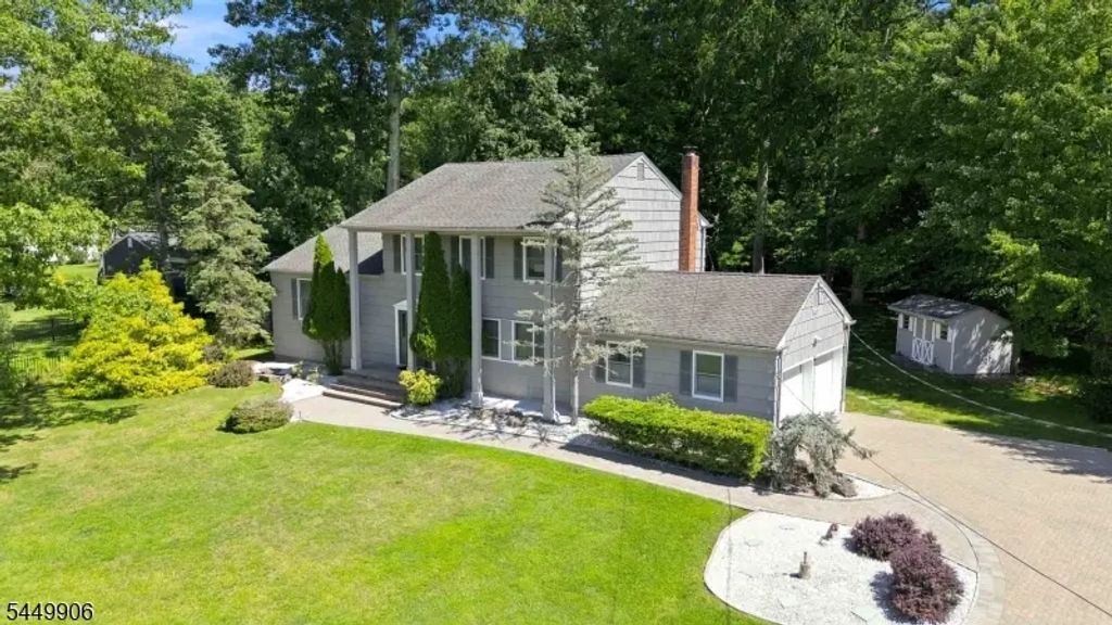 6 Meadowbrook Rd, Randolph Twp.